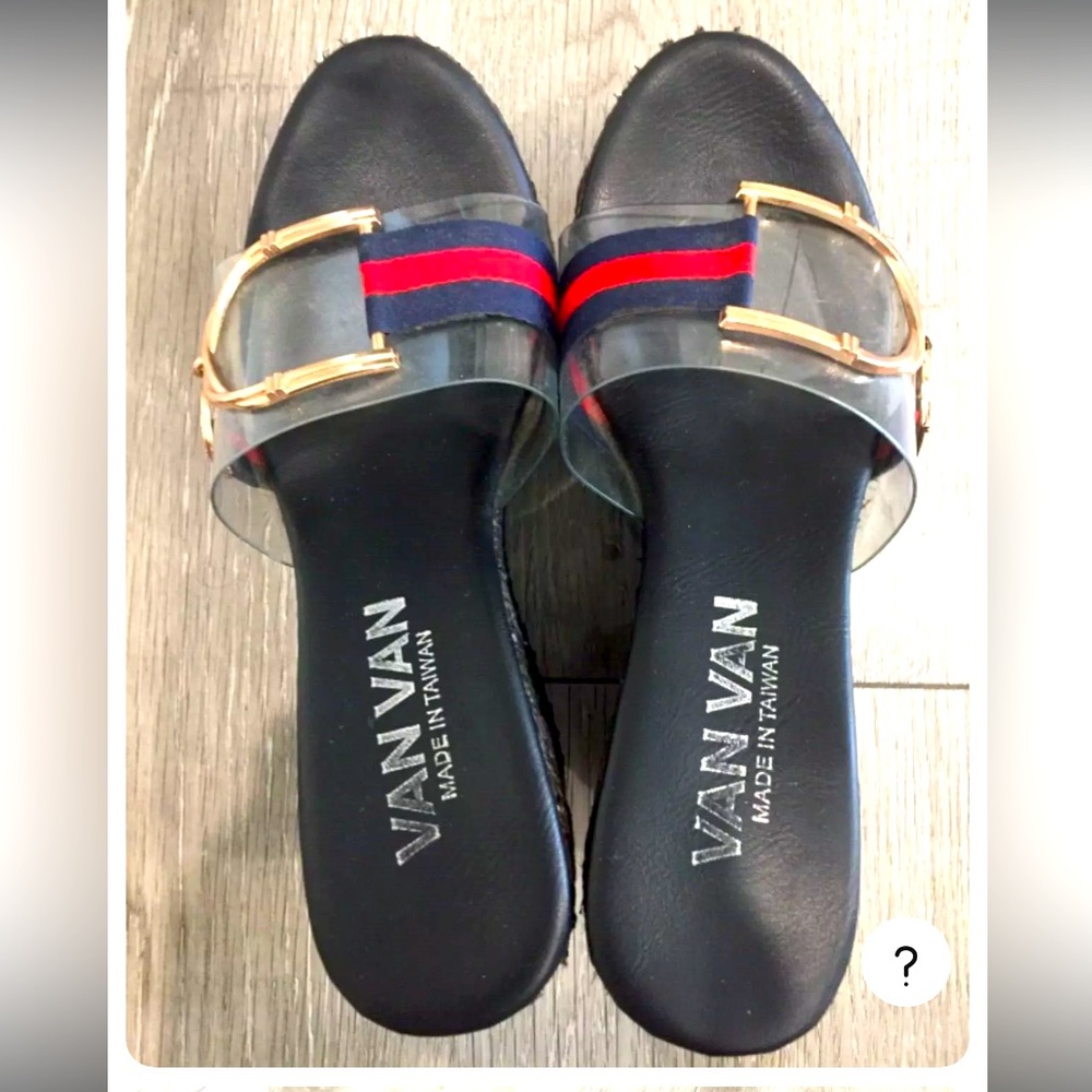 Beautiful Women Fashion Wedges (pre owned)